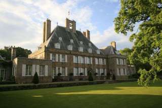 Trinity-Manor-Jersey